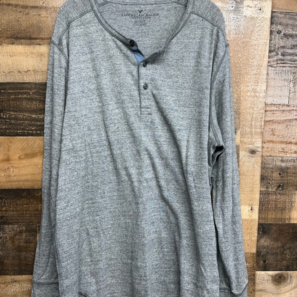 American Eagle Gray Long Sleeve T-Shirt Men's‎ Size XXL